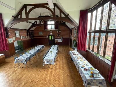 VH ready for lunch 1